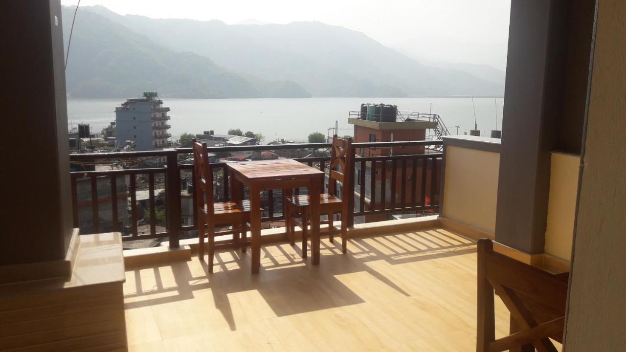 Beli Guest House Pokhara Exterior foto