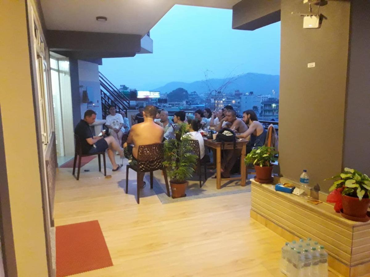 Beli Guest House Pokhara Exterior foto