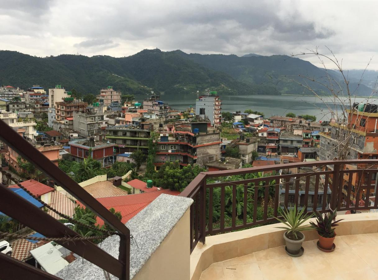 Beli Guest House Pokhara Exterior foto